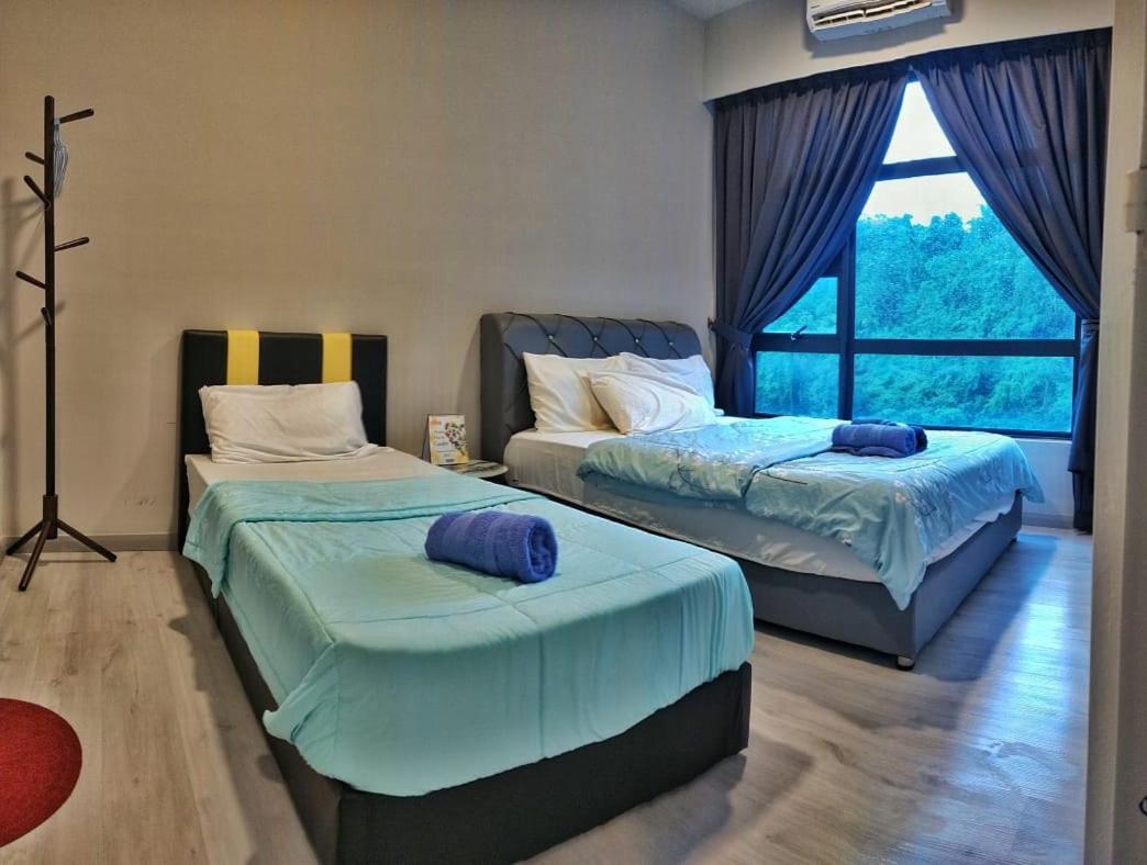 Ferienwohnung Winj Management At Jesselton Quay Kota Kinabalu Exterior foto