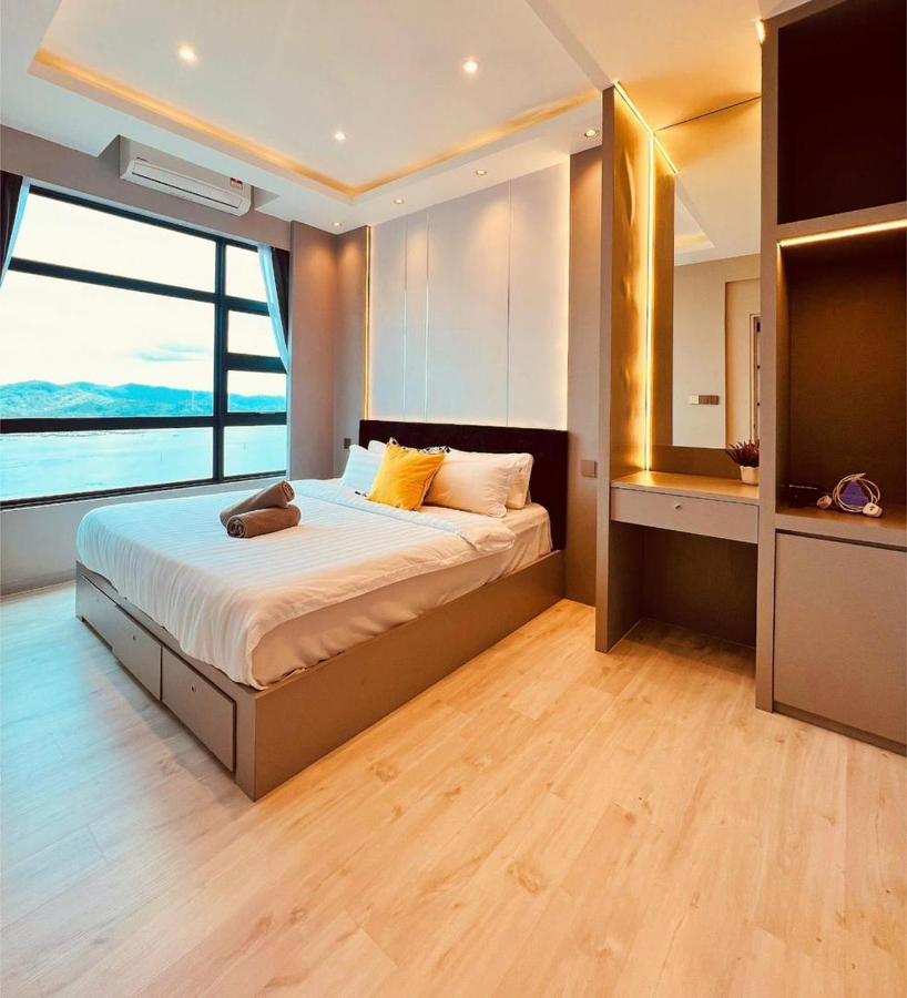 Ferienwohnung Winj Management At Jesselton Quay Kota Kinabalu Exterior foto